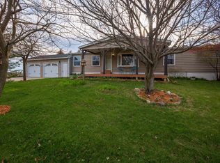 10490 Noggles Rd, Manchester, MI 48158