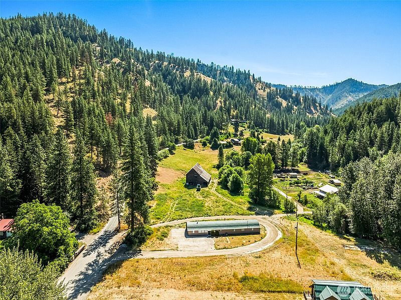 4th image of 10547 Merry Canyon Road