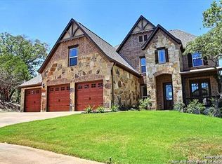 1715 Roaring Frk, San Antonio, TX 78260