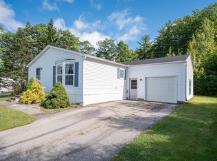 25 Granite Cir, Hampstead, NH 03841