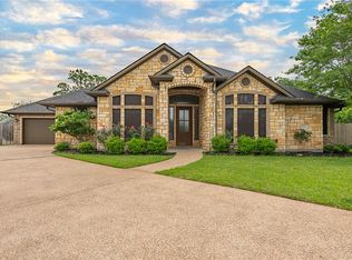 4503 Amber Stone Ct, College Station, TX 77845
