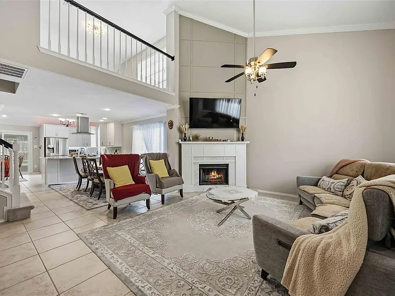 4807 Eagle Trail Dr — Photo 2