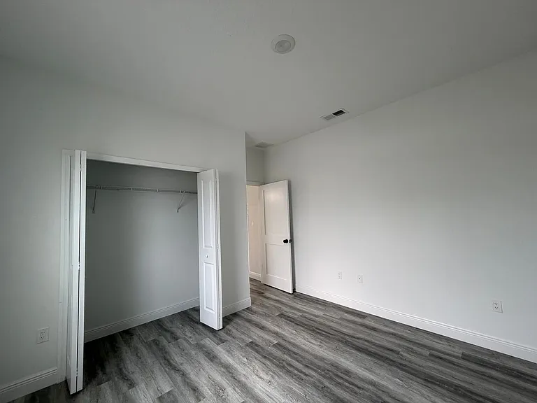 16950 SW 42nd Avenue Rd — Photo 13