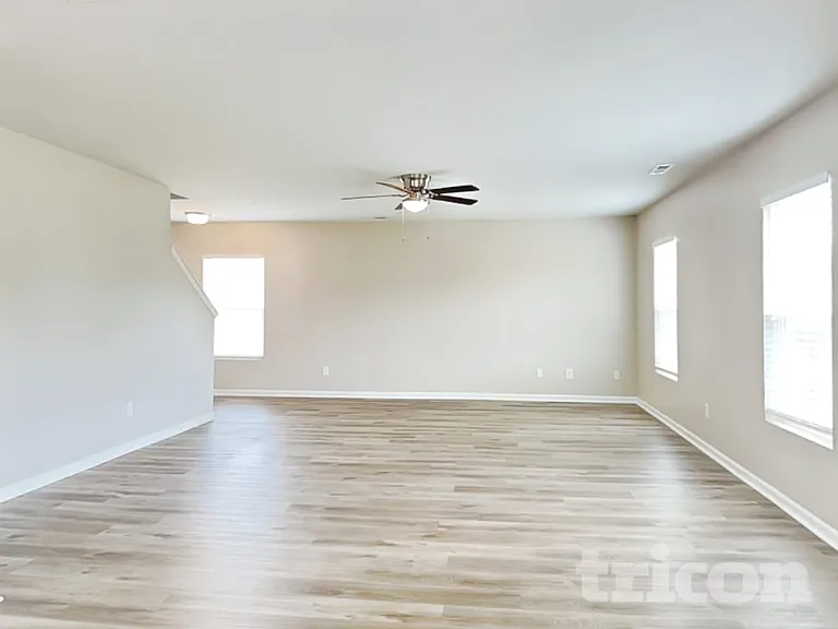 108 Glacier Point — Photo 2