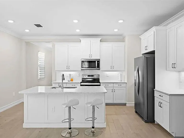 245 Teramo Way — Photo 5