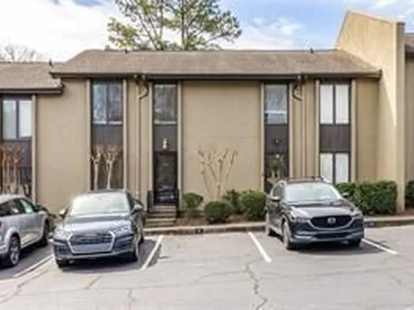 15 Ivy Sq NE, Atlanta, GA