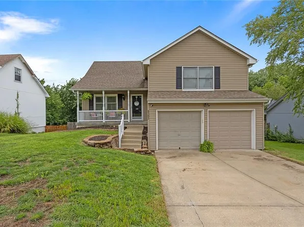 8505 N McDonald Ave, Kansas City, MO 64153