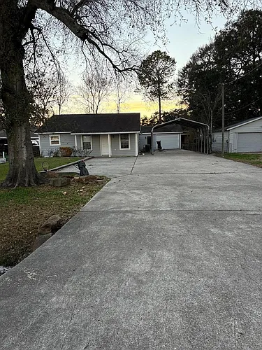 3331 Longhorn Dr Photo 1