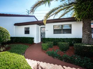 7737 Radcliffe Cir, Port Richey, FL 34668