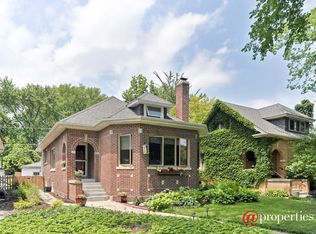 2210 Ewing Ave, Evanston, IL 60201