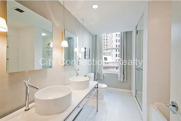 Rented by City Connections Realty | media 34