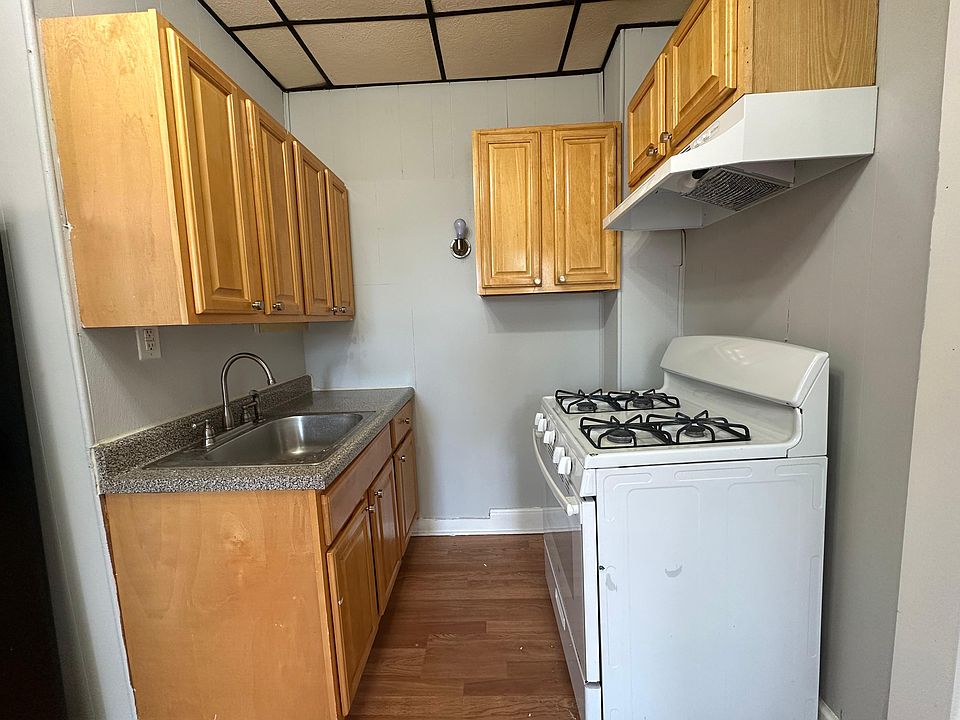 1st image of 187 Avenue E #5E