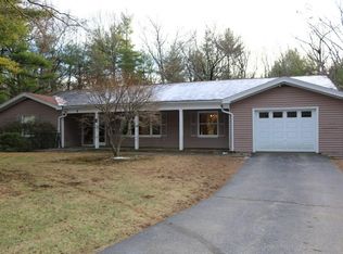 8 Swenson Cir, Walpole, MA 02081