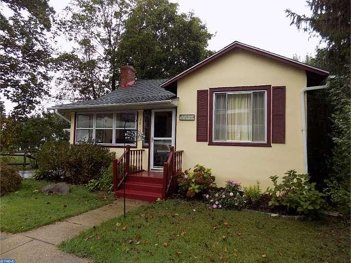 1st image of 3813 Louanna Ave