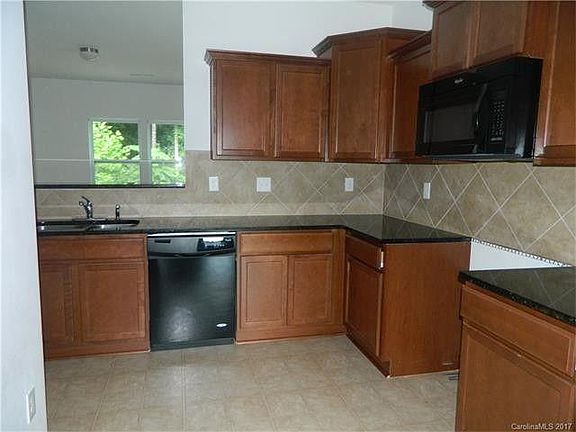 3rd image of 2649 Andes Dr