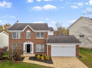 2452 Hickory Manor Dr, Ballwin, MO