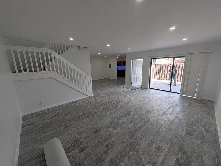 1733 N Congress Ave — Photo 3