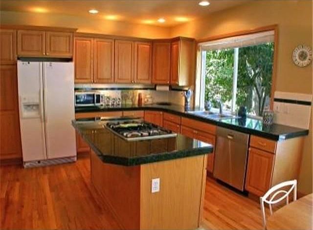 2nd image of 8627 200th St SW