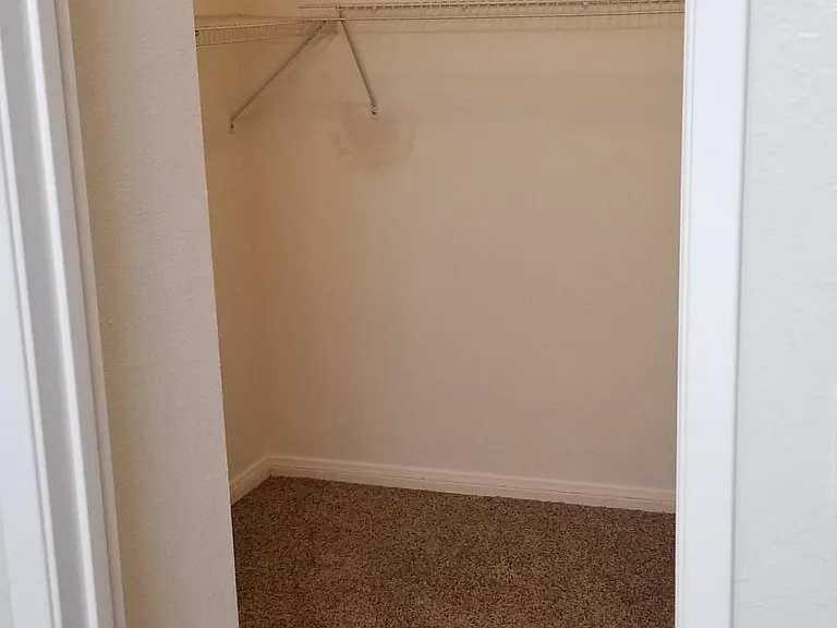 1350 Brentwood Cir #A — Photo 16