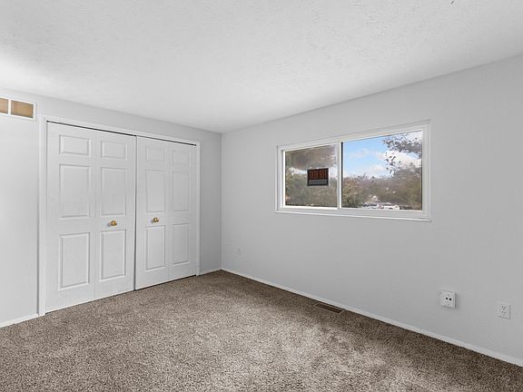 5th image of 5 King Arthur Ct