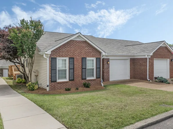 437 Siena Dr, Nashville, TN 37205