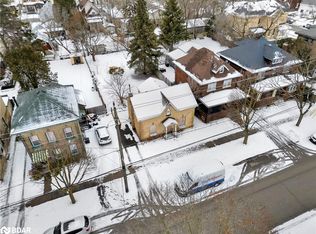 43 East Ave, Brantford, ON N3S 3L2