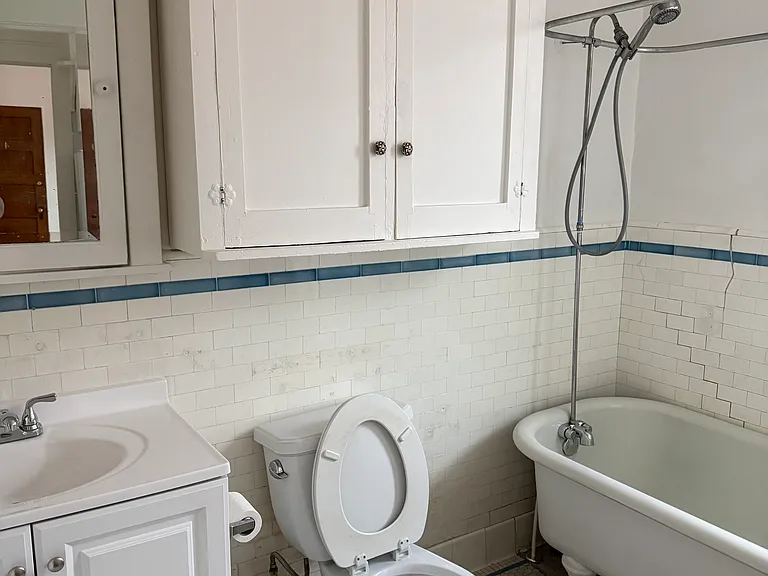 1374 N Elizabeth St #4 — Photo 6