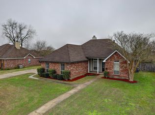 312 Deer Meadow Blvd, Broussard, LA 70518
