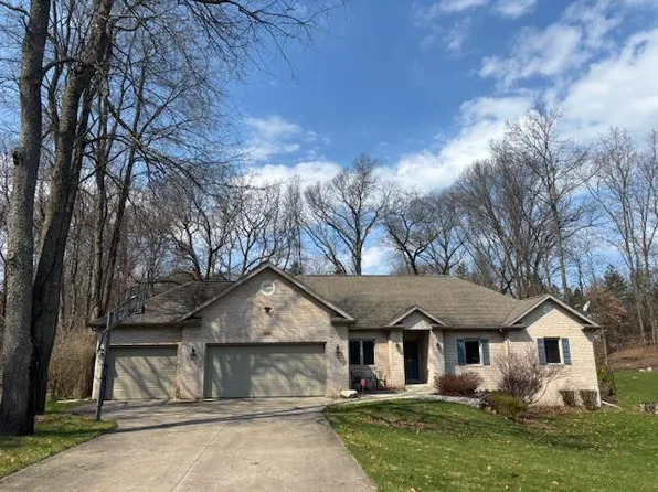 5062 Autumn Glen St, Kalamazoo, MI 49009