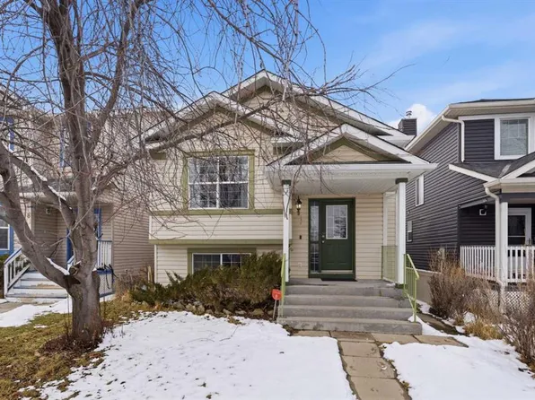 77 E Bridleglen Rd SW, Calgary, AB T2Y 3X5