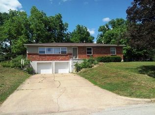 306 Ellis Ave, Waynesville, MO 65583