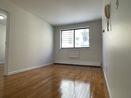 1st image of 47 Cooper St APT 3A