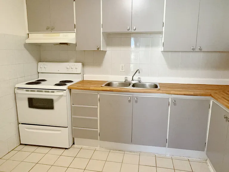 1380 Prince Of Wales Dr #1401 — Photo 7
