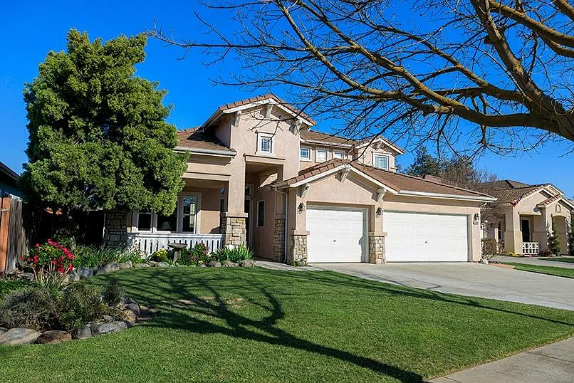3636 Summerdale Ave photo 1