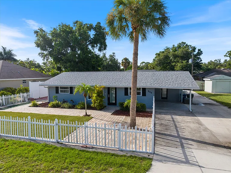 545 Bluebell Rd — Photo 30