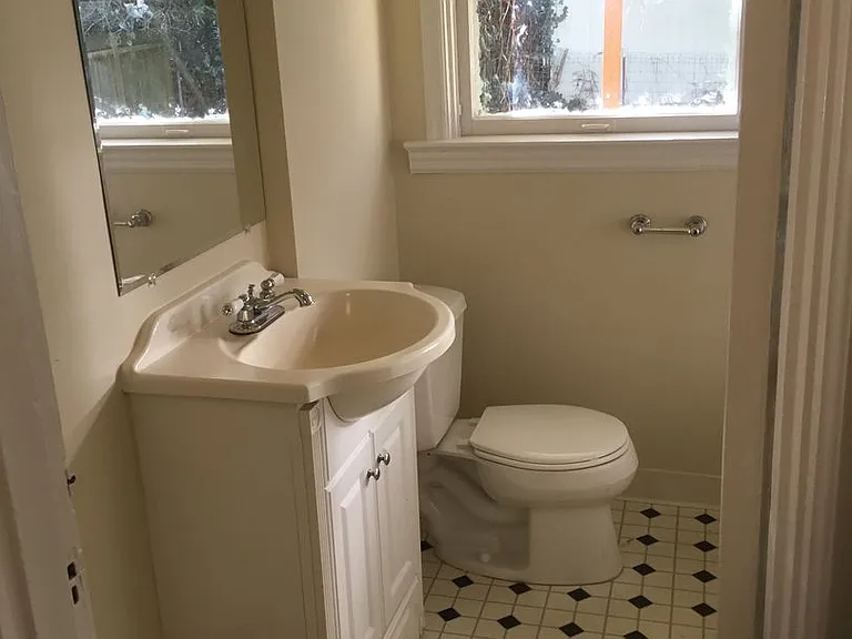 9119 N McKenna Ave — Photo 1