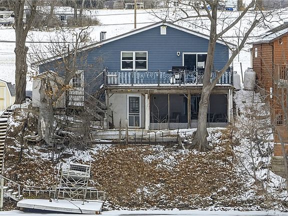 2nd image of 460 Stover Rd