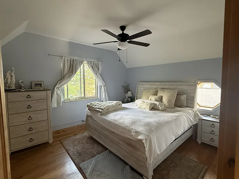 2237 Meade St — Photo 13
