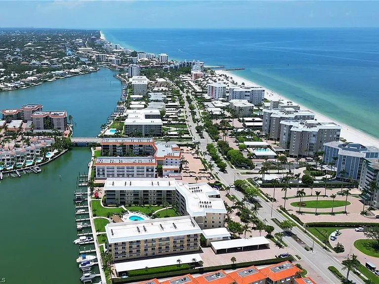 3000 Gulf Shore Blvd N #213 — Photo 6