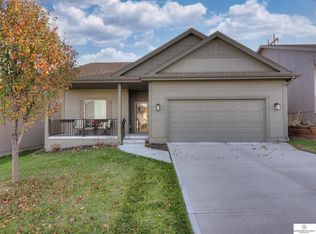 17463 Ames Ave, Omaha, NE 68116
