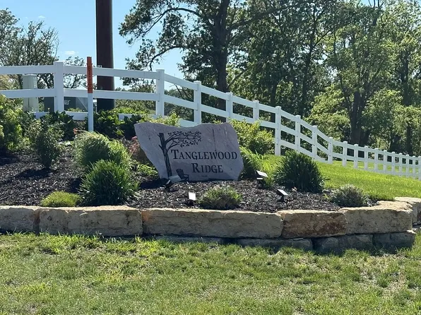 1650 Timberlane Rd, Delmar, IA 52037