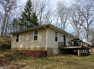 24 Oak Opening, Delton, MI