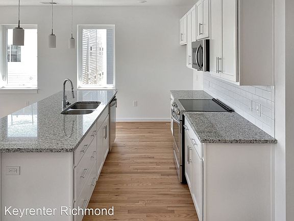 5th image of 105 W 13th St Unit B