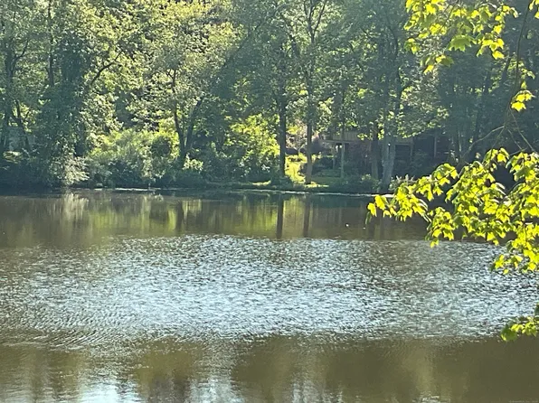 176 Picketts Ridge Road, Redding, CT 06896