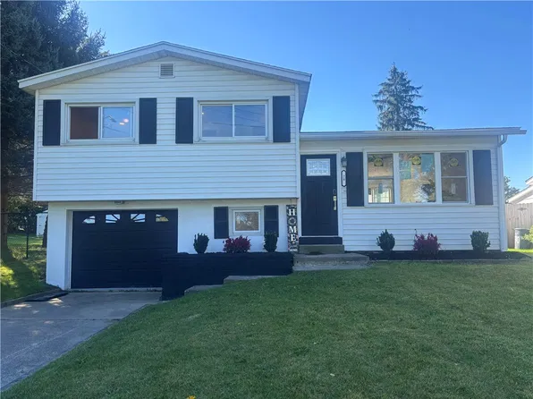 28 Saint Anthony St, Auburn, NY 13021
