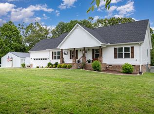 24 Roberts Ridge Rd, Manchester, TN 37355