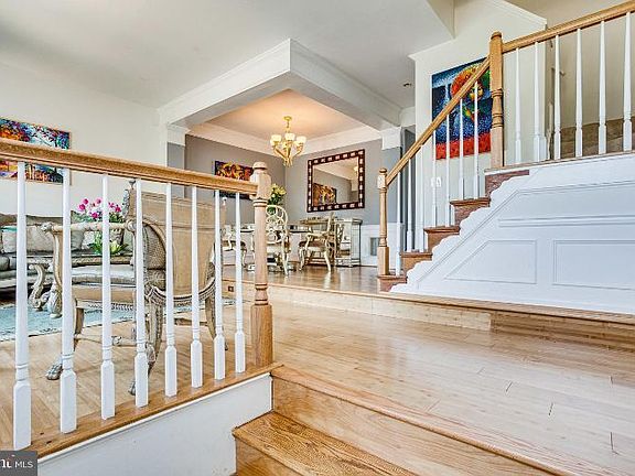 4th image of 7712 Wiley Creek Way