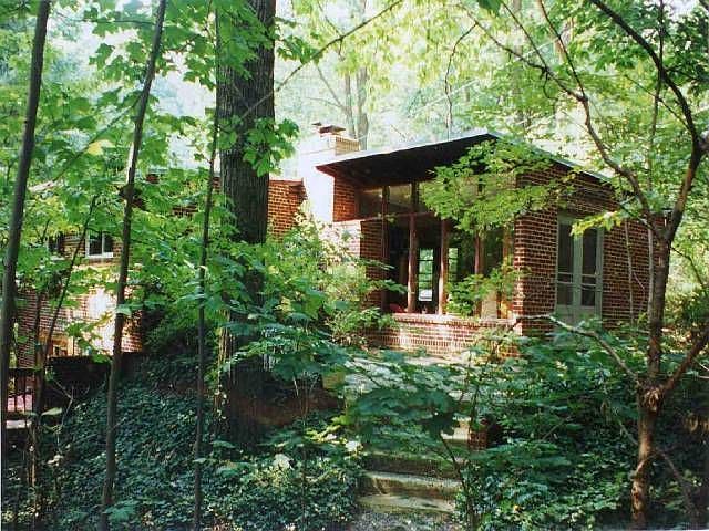1st image of 2925 Rosemary Ln