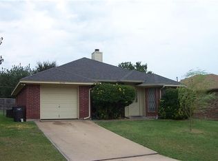 6624 Shadydell Dr, Fort Worth, TX 76135