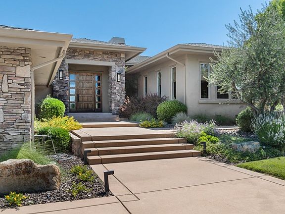 4th image of 2369 Oak Creek Dr